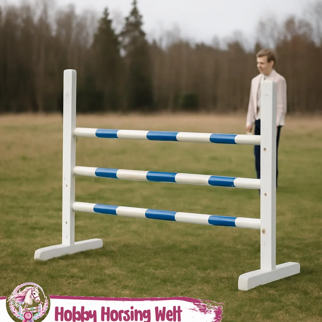Springhindernis für Hobby-Horse mit bunter Stange und höhenverstellbaren Ständern